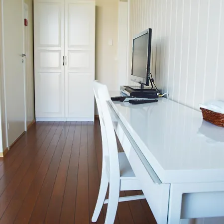 Hotel Rorbuer Og Havhotell *