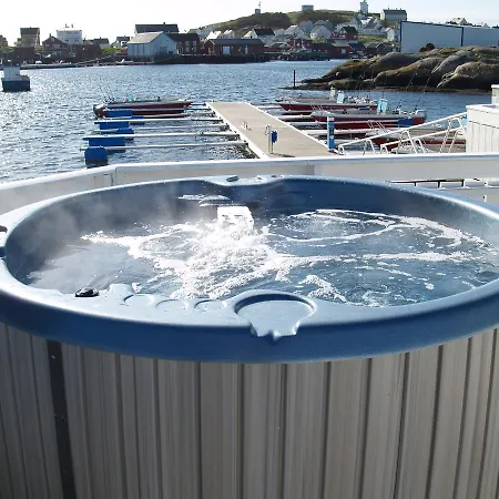 Rorbuer Og Havhotell * Sula (Trondelag)