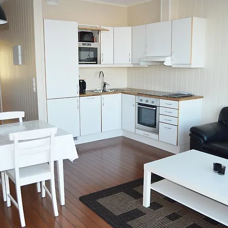 Rorbuer Og Havhotell * Sula (Trondelag)