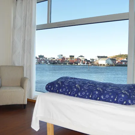 Rorbuer Og Havhotell * Sula (Trondelag)